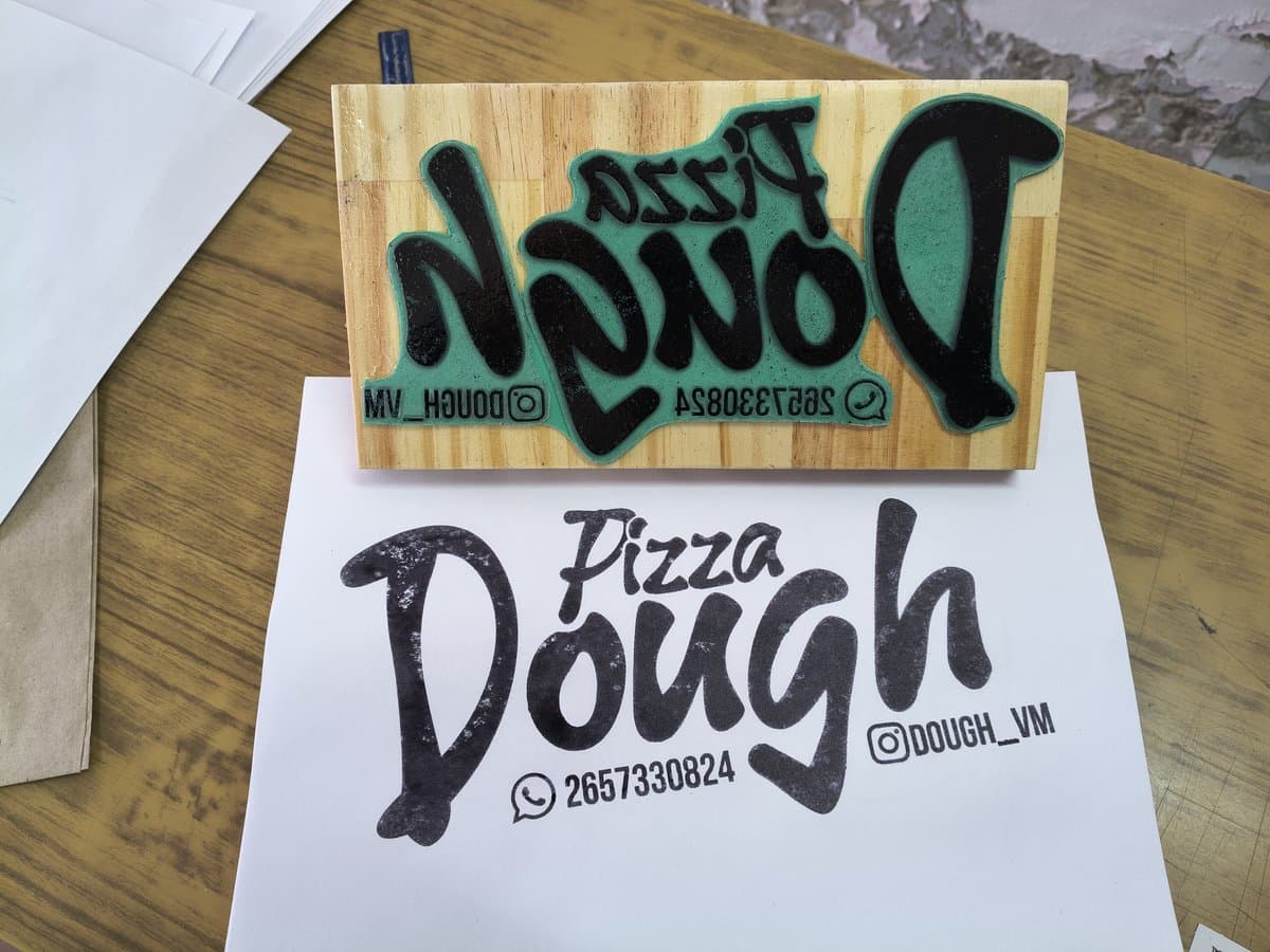 Sello de goma fabricado para Pizza Dough junto a su impresión